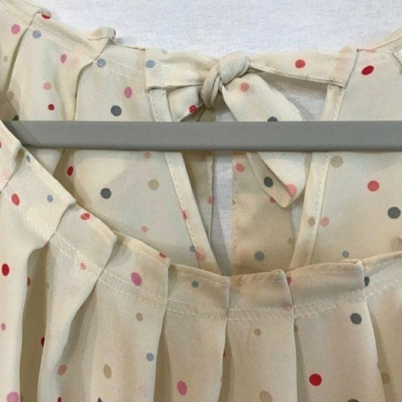 Lauren Conrad Multicolor Polka Dot Cream Top Flutter Sleeve Women's XS Cute EUC - Picture 6 of 10